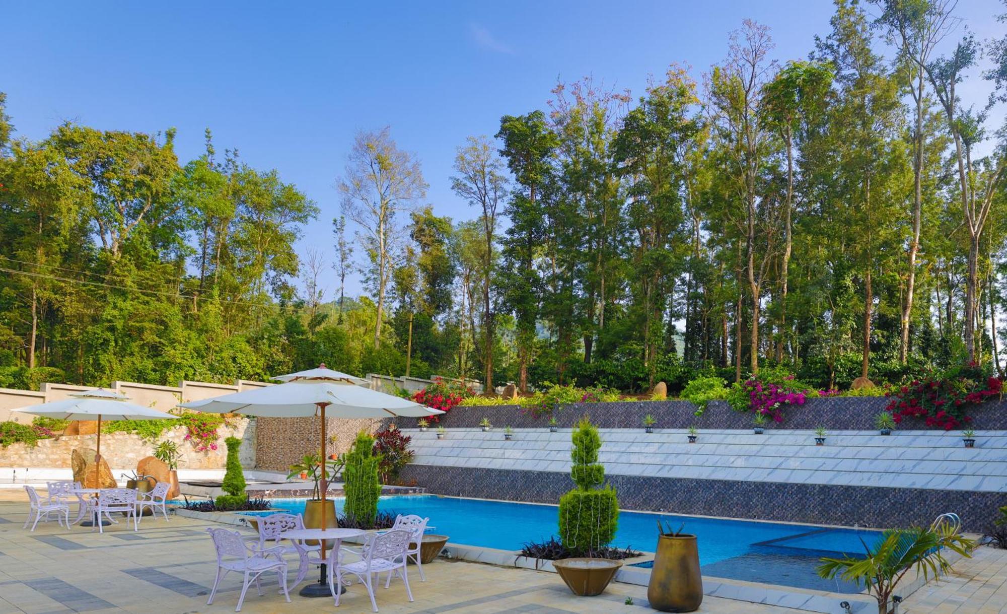 The Grand Retreat - Chikmagalur Hotel Buitenkant foto